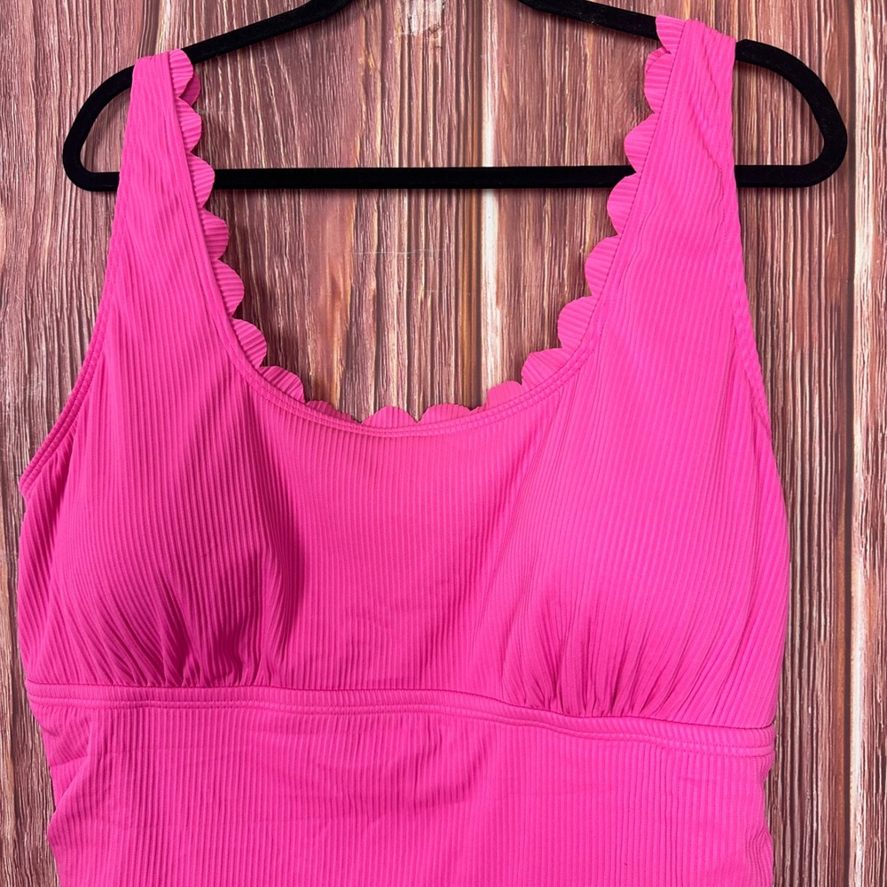 Charmo Women's Pink Scalloped Ribbed One Piece Swimsuit NWT Plus Size 3X - Picture 3 of 6